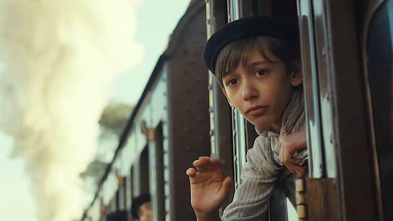 Scena Drammatica Il Treno Dei Bambini